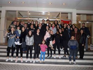 Turgutlu Belediyesi Kadın Basketbol Takımı Sezonu Tamamladı