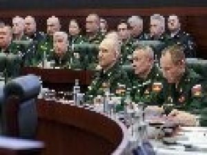 Şoygu: “Batı’nın Silah Sevkiyatının Artması, Kiev’i ’Son Ukraynalıya Kadar’ Savaşmaya Kışkırtma Niyetini Gösteriyor"