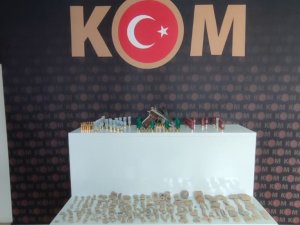 Tarihi Eser Operasyonunda Baba Ve Oğlu Yakalandı