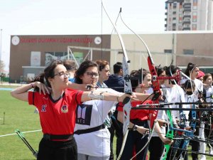 Okul Sporları Okçuluk Müsabakaları Başladı