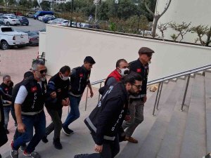 İ̇htiyaç Gidermek İçin Girdiği Ormanda Yangın Çıkardı