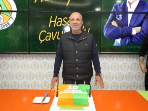 Alanyaspor, Başkan Çavuşoğlu’nun Doğum Gününü Kutladı