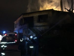 Fırının Odunluğunda Yangın Çıktı