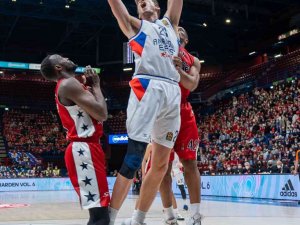 Thy Euroleague: Olimpia Milano: 48 - Anadolu Efes: 64