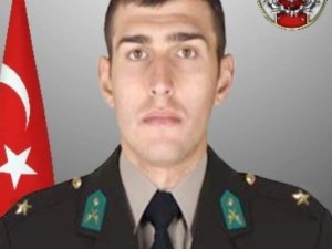 Hakkari Valiliğinden Pençe-kilit Operasyonunda Şehit Olan Asker İçin Taziye Mesajı