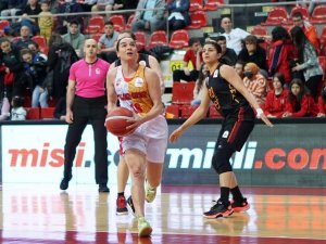 Bellona Kayseri Basketbol Ligde Kaldı