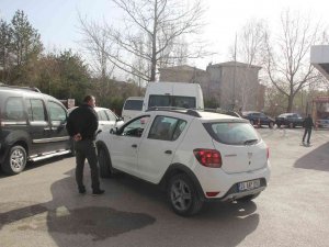 Erzincan’a Çamur Yağdı, Oto Yıkamacılarda Kuyruk Oluştu