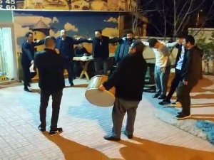 Yozgat’ta Davul Ve Zurna Eşliğinde Sahur Halayı