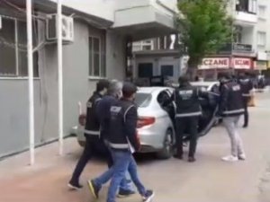 Sahte Parayla Telefon Almak İsterken Suçüstü Yakalandılar