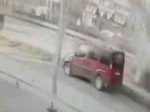 Bursa’daki Hain Terör Saldırısının Güvenlik Kamera Görüntüleri Ortaya Çıktı