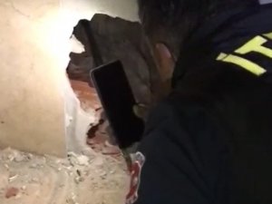 Mahsur Kalan Kedilere Balyozlu Kurtarma Operasyonu
