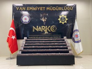 Van’da 28 Bin 80 Adet Sentetik Ecza Ele Geçirildi