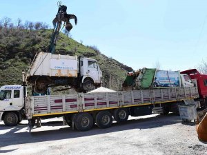 Çatak Belediyesi Hurda Araçlarını Mke’ye Devretti