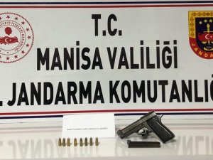 Şüpheli Şahıstan Ruhsatsız Tabanca Çıktı