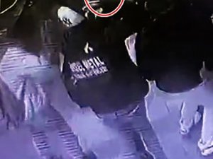 Gençler Arasındaki ‘Yan Bakma’ Kavgasında Kan Aktı
