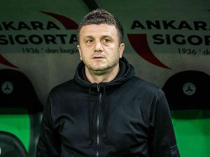 Gzt Giresunspor Teknik Direktörü Hakan Keleş, Geride Kalan 33 Haftayı Değerlendirdi