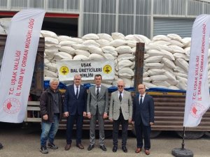 Uşak’ta Arı Üreticilerine Toz Şeker Desteği Verildi