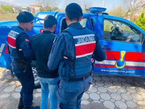 2 Yıl 10 Ay Hapis Cezası Vardı Jandarma Ekiplerince Yakalandı