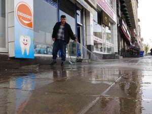 Muş’ta Çamur Yağdı