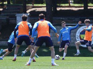 Fenerbahçe, Çaykur Rizespor Maçı Hazırlıklarını Sürdürdü