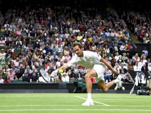 Rus Ve Belaruslu Oyuncular Wimbledon Tenis Turnuvası’ndan Men Edildi