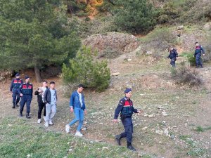 Spil’de Mahsur Kalan Gençleri Afad Ve Jandarma Kurtardı