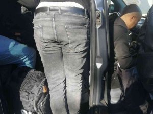 4 Kişilik Araçta 13 Düzensiz Göçmen Yakalandı