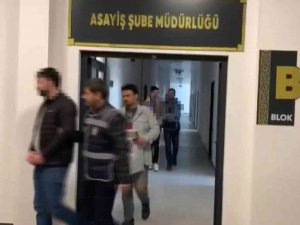 İ̇ş Yeri Malzemesi Ve Laptop Çalan İki Şahıs Tutuklandı