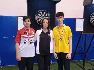 Dart Branşında Yarışan Bilecikli Sporcular Türkiye Derecelerine Girdi