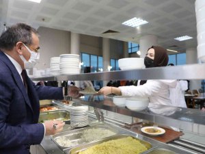 Başkan Demir: “Öğrenciler Her Türlü Sıkıntıda Kapımızı Çalabilir”