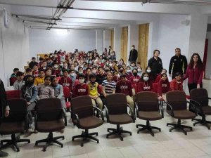 Erzincan’da Öğrencilere Suçtan Korunma Yöntemleri Anlatıldı