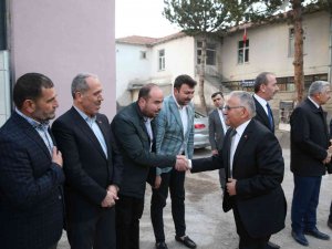 Tomarzalılar Başkan Büyükkılıç’ı Bağrına Bastı