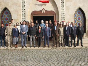 Malazgirt’te Resim Sergisi Açıldı