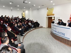 Vali Işık, Muhtarların Sorun Ve Taleplerini Dinledi