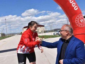 Afyonkarahisar’da Özel Sporcular Atletizm Müsabakaları Sona Erdi