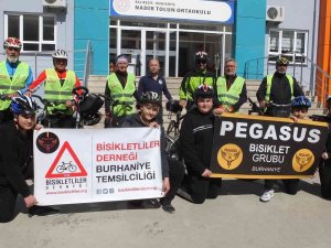 Balıkesir’de Öğrenciler Bisiklet Şenliğinde Buluştu