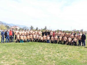 Döşemealtı’nın Pehlivanları Sezonun İ̇lk Antrenmanlarını Yaptı