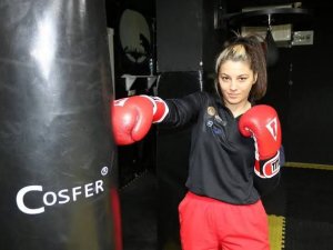 Seren Ay Çetin’ın Wbc Gümüş Kemer Maçının Gelirleri Ukrayna’ya Gidecek