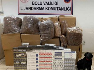 Jandarmadan Kargo Aracına Kaçak Sigara Ve Tütün Operasyonu