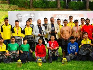 Manavgat Belediyesi Yağlı Pehlivan Güreşlerinde 73 Pehlivan Kol Bağlayacak