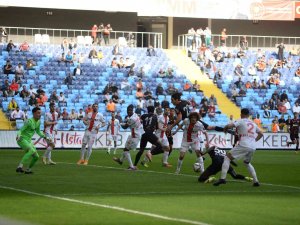 Spor Toto 1. Lig: Adanaspor: 0 - Samsunspor: 0 (İ̇lk Yarı Sonucu)