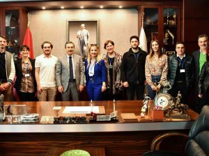 Melih Savaş Yaşam Köyü, 6 Farklı Ülkeden Gelen Misafirlerinden Övgü Aldı