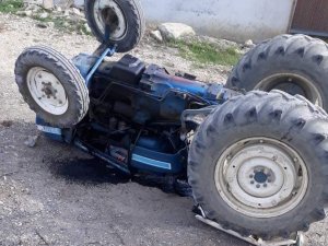 Nallıhan’da Traktör Devrildi: 1 Ölü