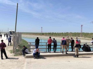 Şanlıurfa’da 3 Kişinin Cesedine Ulaşan Ekiplerin 2 Kişiyi Arama Çalışmaları Sürüyor