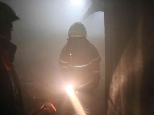 Kazan Dairesinde Yangın Paniği