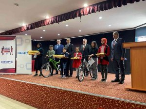 Oedaş, Bilecikli Çocuklara Çifte Bayram Yaşattı