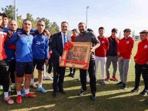 Uşakspor, Şanlıurfa Deplasmanına Hazırlanıyor