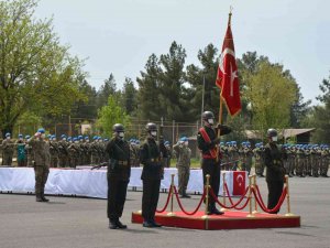 Siirt Valisi Hacıbektaşoğlu, Askerlerin Yemin Törenine Katıldı