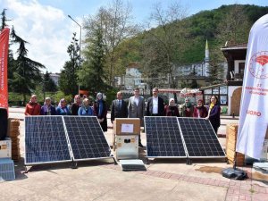 Ordu’da Kadın Arıcılara ‘Arı Sütü’ Üretimi İçin Ekipman Desteği Sağlandı