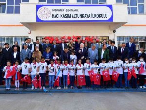 Hacı Kasım Altunkaya İ̇lkokulu Eğitime Açıldı